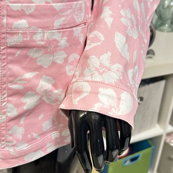 Pink Floral Button-Up Jacket - Picture 6 of 11